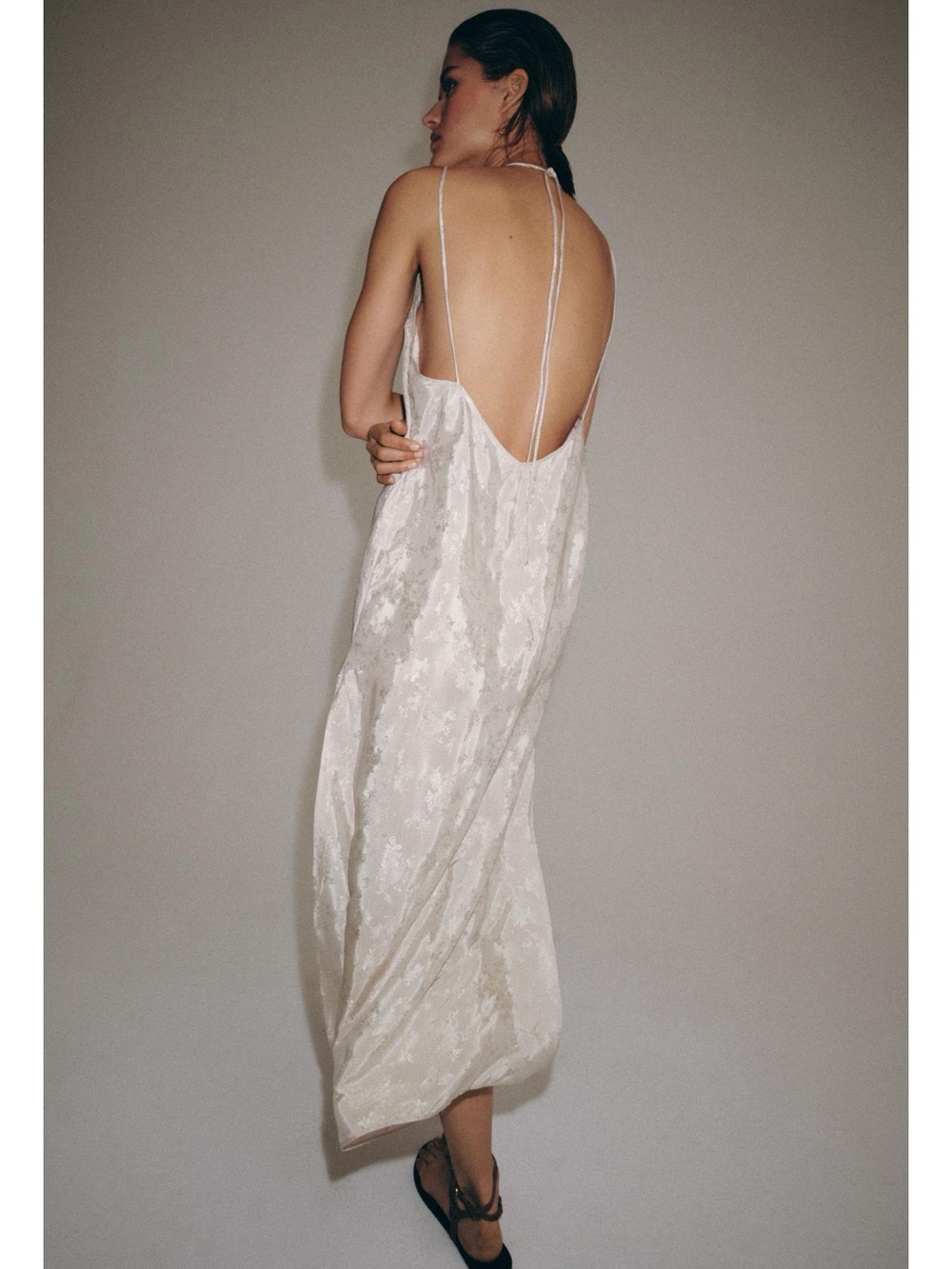 ZW Collection Embroidered Jacquard Pearl Gray Dress - Picture 4 of 10